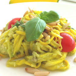 Recipe: Zucchini Noodles with Tomatoes and Pinenuts