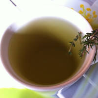 Thyme Tea: Good for Cough and Acne?