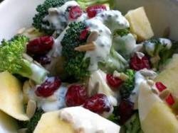 Recipe for Broccoli Salad with Apples and Cranberries